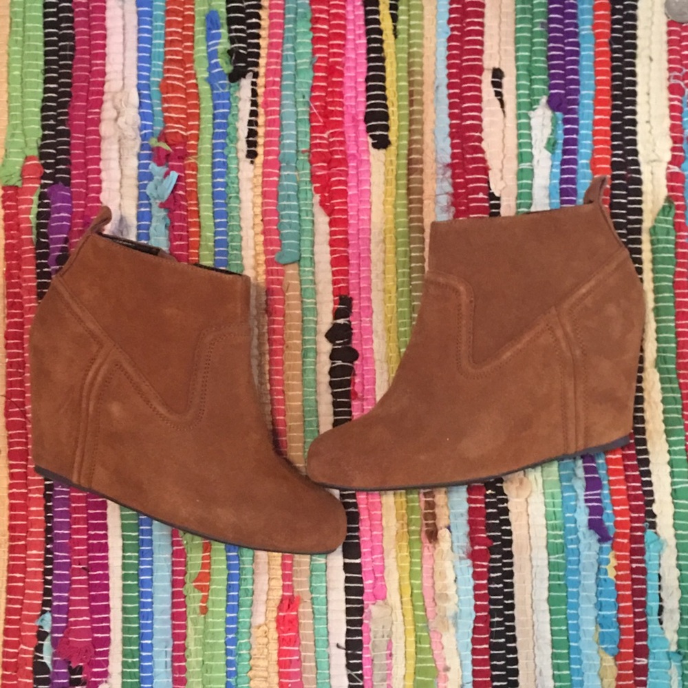 Dolce vita wedge booties